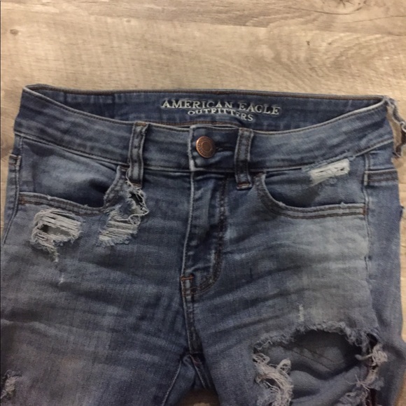 American eagle ripped jeans - Picture 3 of 6